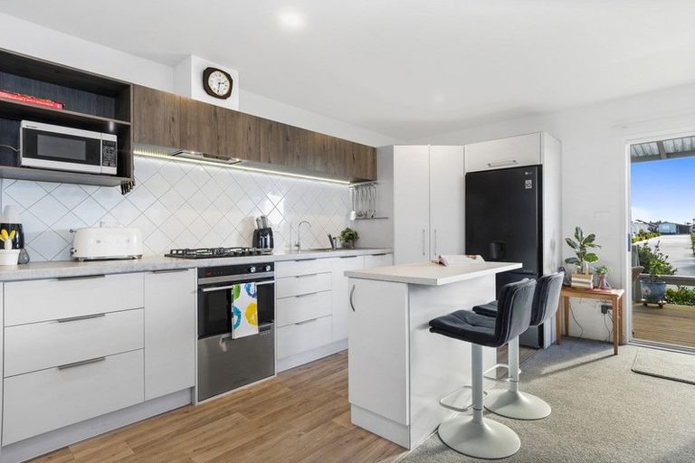 Photo of property in 704/11 Kamahi Crescent, Papamoa Beach, Papamoa, 3118