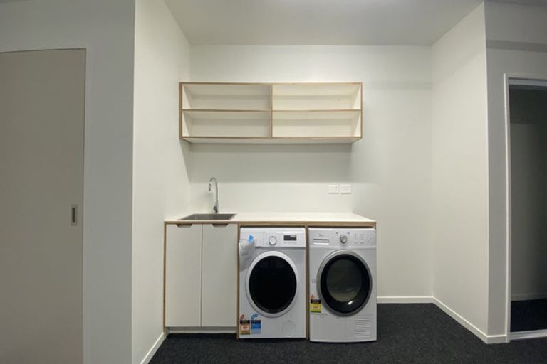 Photo of property in 588b Te Atatu Road, Te Atatu Peninsula, Auckland, 0610