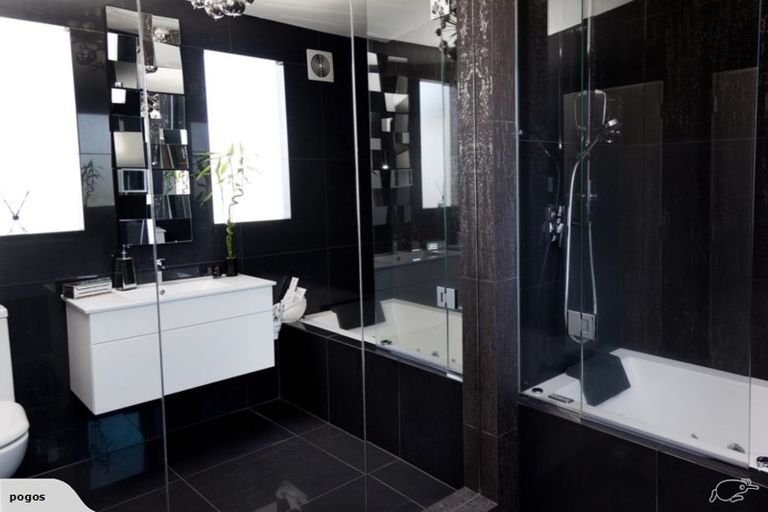 Photo of property in 185 Lake Road, Belmont, Auckland, 0622