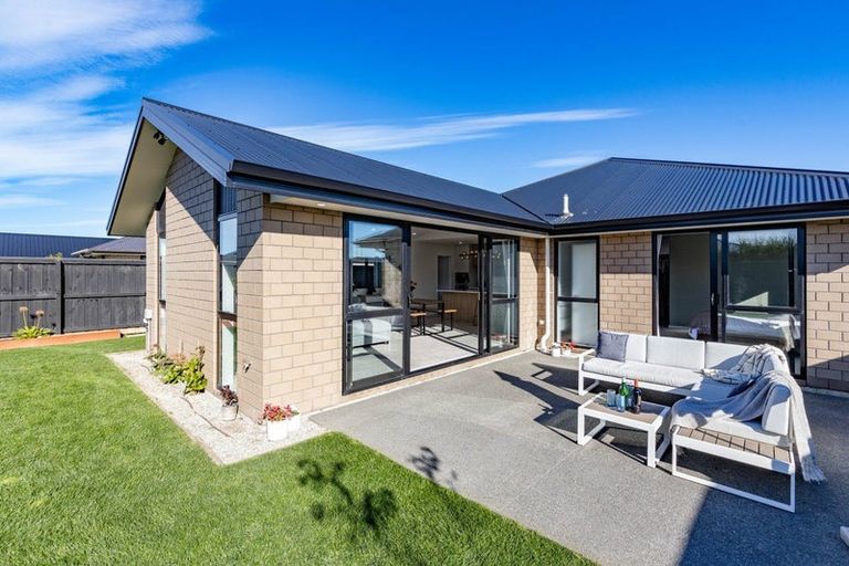 Photo of property in 17 Palmer Avenue, Rolleston, 7615