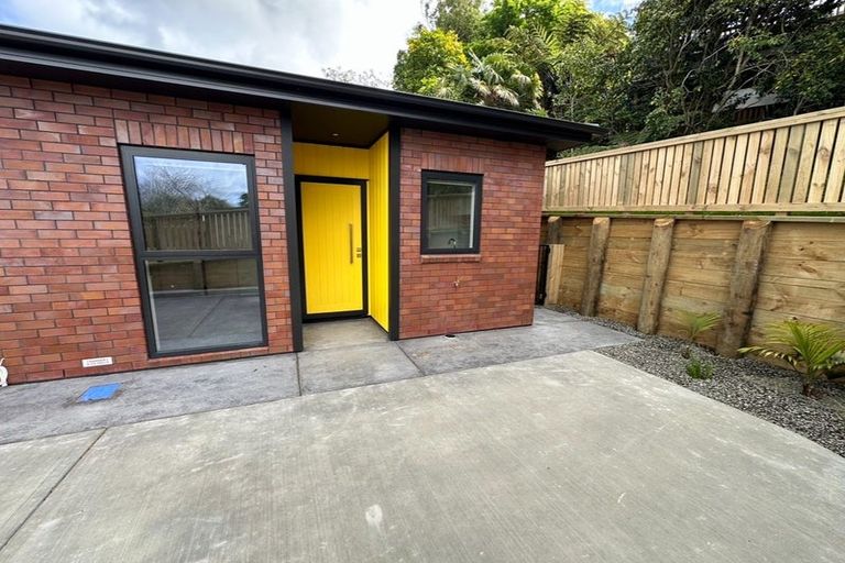 Photo of property in 28 York Street, Levin, 5510