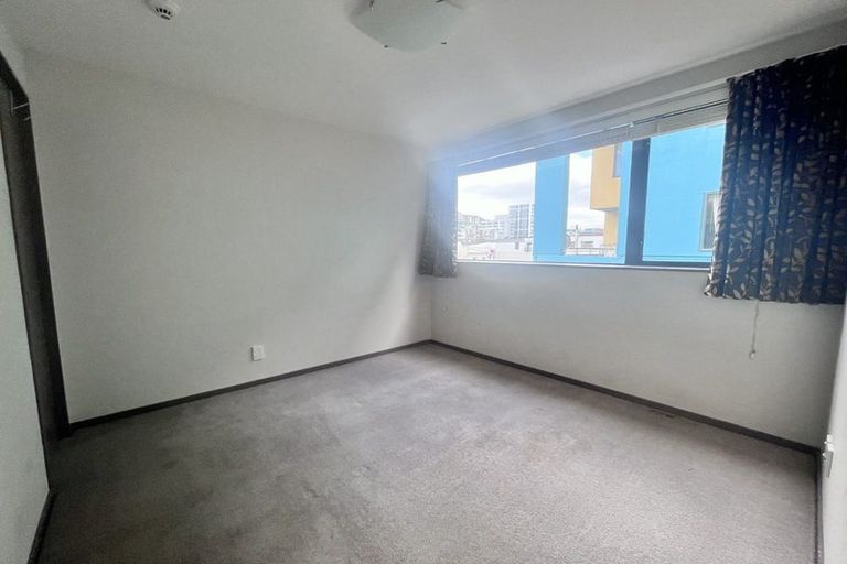 Photo of property in Dual Apartments, 401/142u Vivian Street, Te Aro, Wellington, 6011