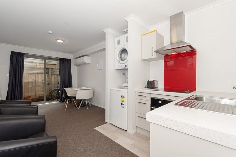 Photo of property in 28u2 Hunter Street, Hamilton Lake, Hamilton, 3204