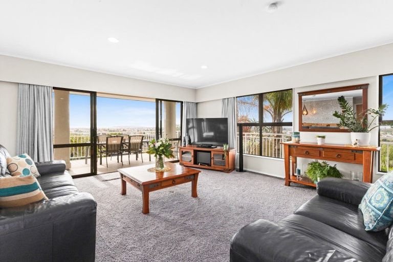 Photo of property in 58 Churchill Drive, Taradale, Napier, 4112