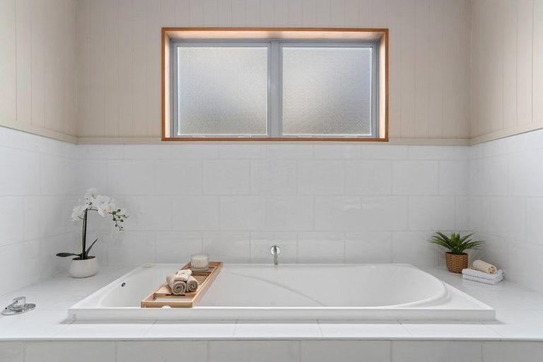 Photo of property in 40 Hope Avenue, Lake Hayes, Queenstown, 9304