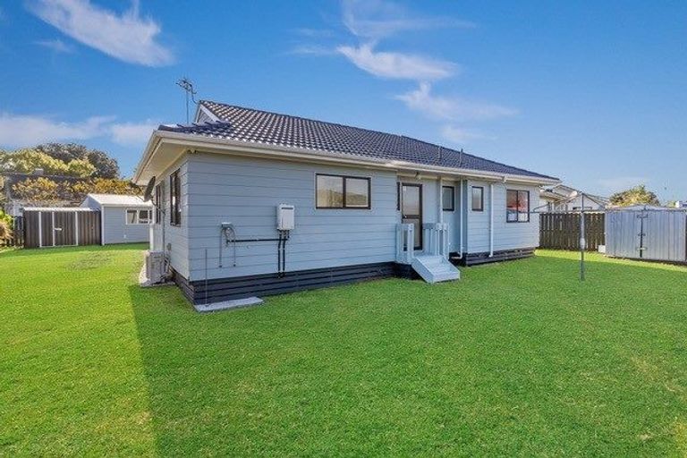 Photo of property in 2/11 Avis Avenue, Papatoetoe, Auckland, 2025