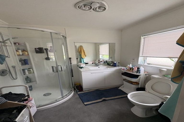 Photo of property in 15b Findlay Street, Tawa, Wellington, 5028