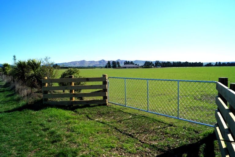 Photo of property in 26f Enderby Drive, Te Atatu Peninsula, Auckland, 0610