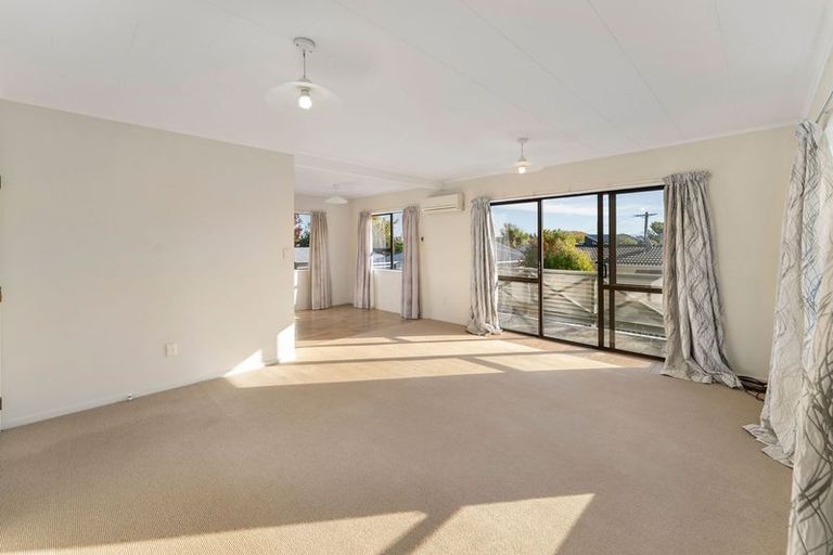 Photo of property in 1/17 Tahunanui Drive, Tahunanui, Nelson, 7011