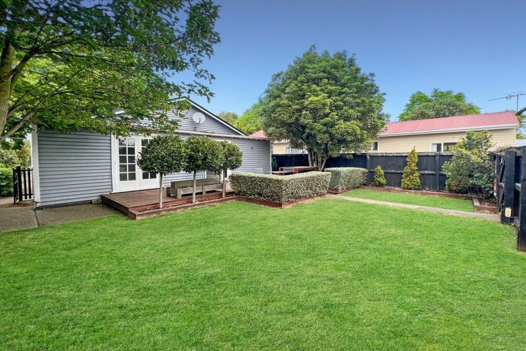 Photo of property in 2/49 Dominion Avenue, Spreydon, Christchurch, 8024