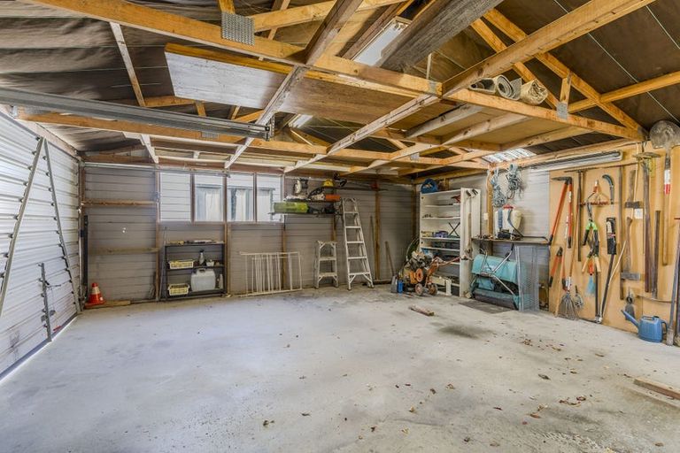 Photo of property in 75 Beach Street, Saint Clair, Dunedin, 9012