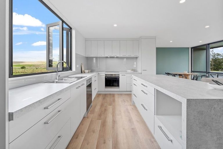 Photo of property in 38 Ferry Road, Waipu, 0510
