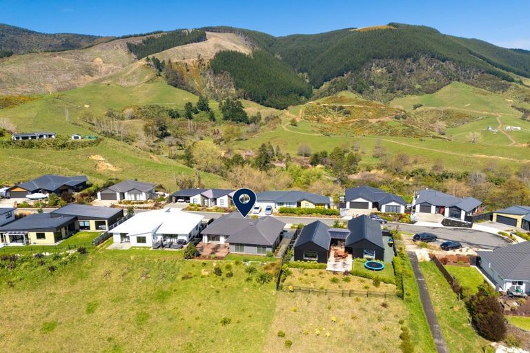 Photo of property in 36 Huntaway Close, Stoke, Nelson, 7011