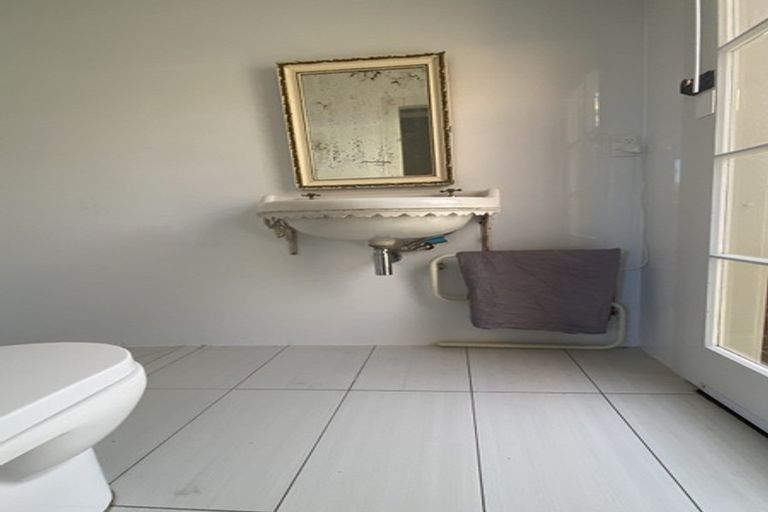 Photo of property in 62 Kuratawhiti Street, Greytown, 5712