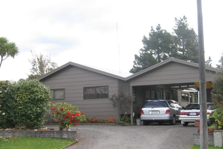 Photo of property in 44 Icarus Place, Sunnybrook, Rotorua, 3015
