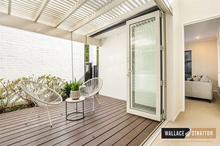 Photo of property in 17 Station Street, Hobsonville, Auckland, 0616