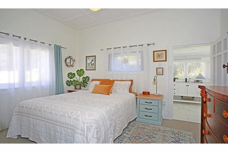 Photo of property in 44 Victoria Avenue, Waiuku, 2123