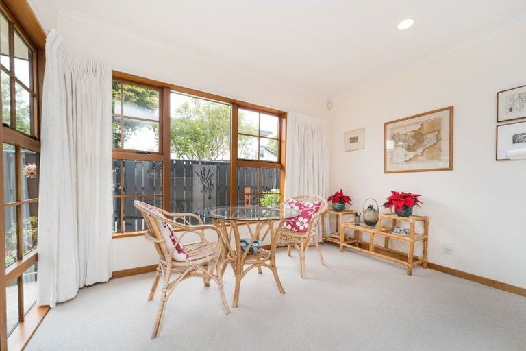 Photo of property in 88 Clifton Terrace, Fitzherbert, Palmerston North, 4410