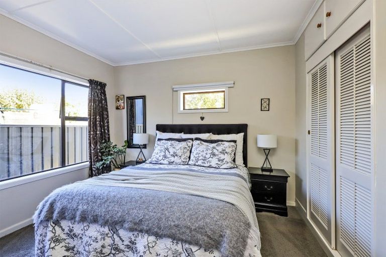 Photo of property in 118a Tait Drive, Greenmeadows, Napier, 4112