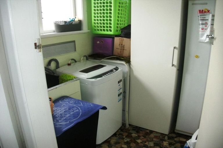 Photo of property in 18 Maire Street, Levin, 5510