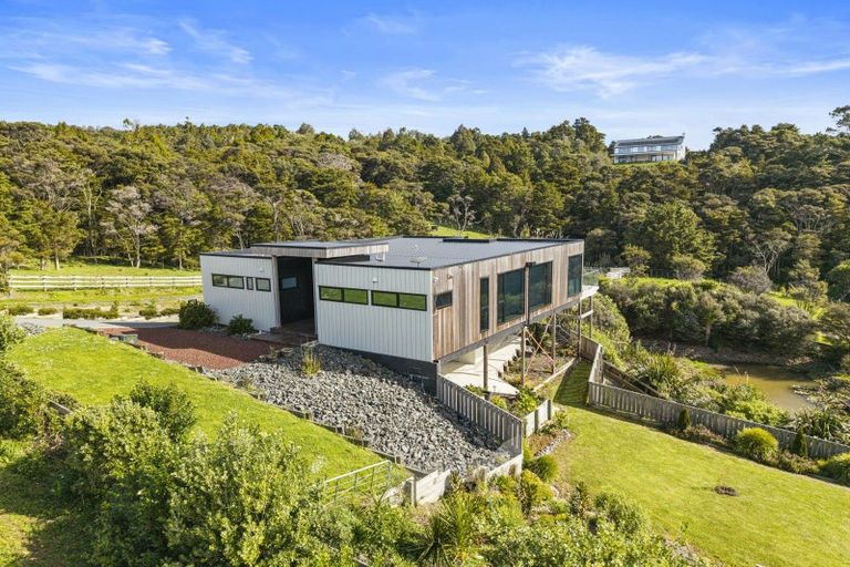 Photo of property in 397 Cames Road, Kaiwaka, Wellsford, 0975