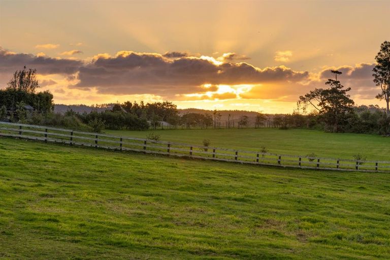 Photo of property in 20 Diamond Lane, Riverhead, Albany, 0793