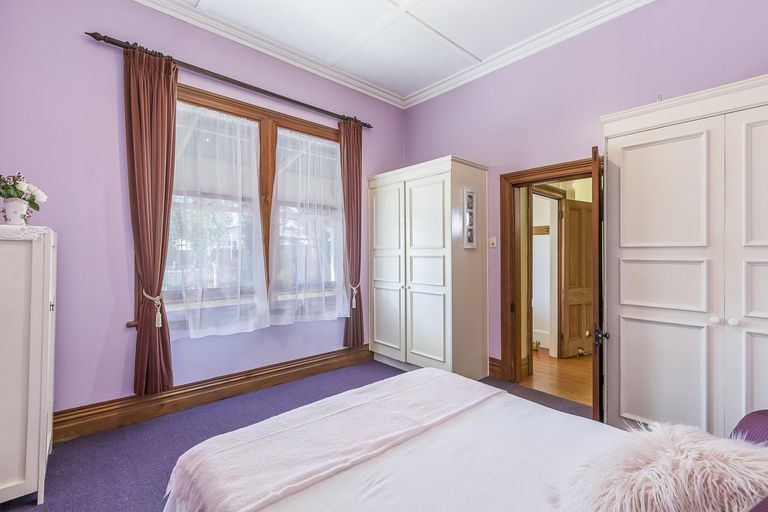Photo of property in 73 Hutchinson Avenue, New Lynn, Auckland, 0600