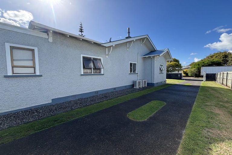 Photo of property in 24 Sarjeant Street, Gonville, Whanganui, 4500