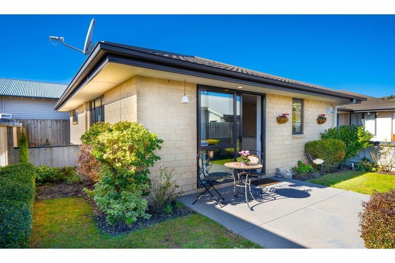 Photo of property in 2/50 Koromiko Street, Saint Martins, Christchurch, 8022