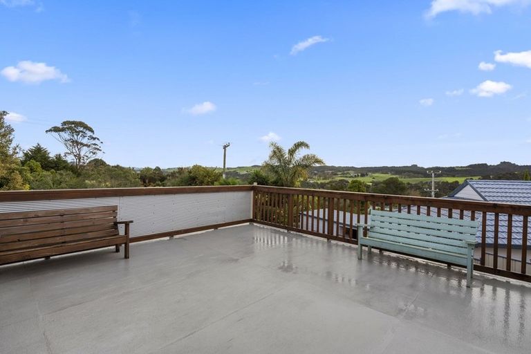 Photo of property in 31 Yorke Road, Haruru, 0204
