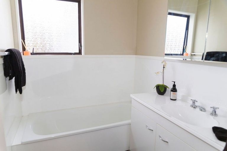 Photo of property in 13 Maclaurin Street, Dannevirke, 4930