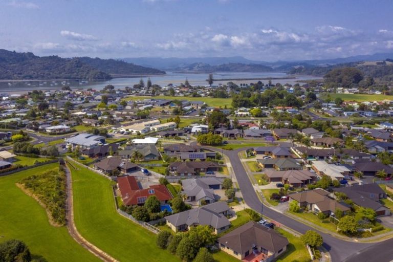 Photo of property in 5 Heritage Close, Whitianga, 3510