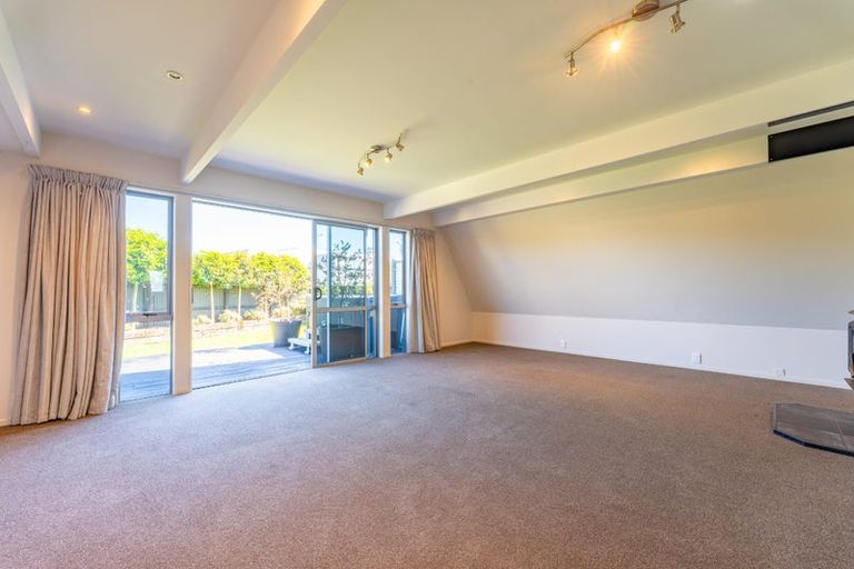 Photo of property in 54 Ranui Avenue, Waimataitai, Timaru, 7910