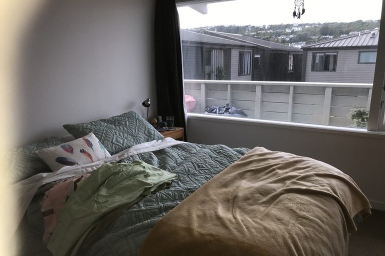 Photo of property in 10/74u Derwent Street, Island Bay, Wellington, 6023