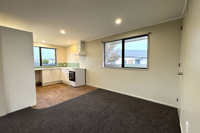 Photo of property in 18 Cargill Grove, Kelvin Grove, Palmerston North, 4414