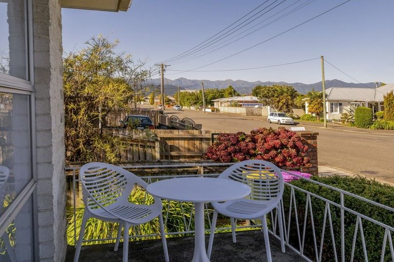 Photo of property in 36 York Street, Levin, 5510