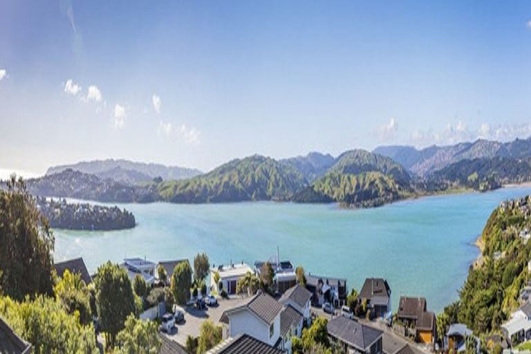 Photo of property in 27a The Anchorage, Whitby, Porirua, 5024