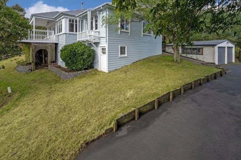 Photo of property in 201 Kaipara Road, Papakura, 2582