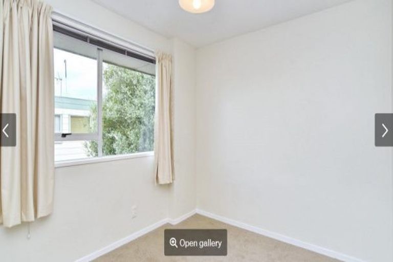 Photo of property in 10 Rachel Place, Avonhead, Christchurch, 8042