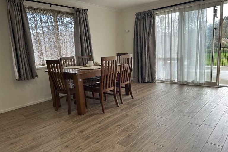 Photo of property in 13 Riverboat Lane, Helensville, 0800