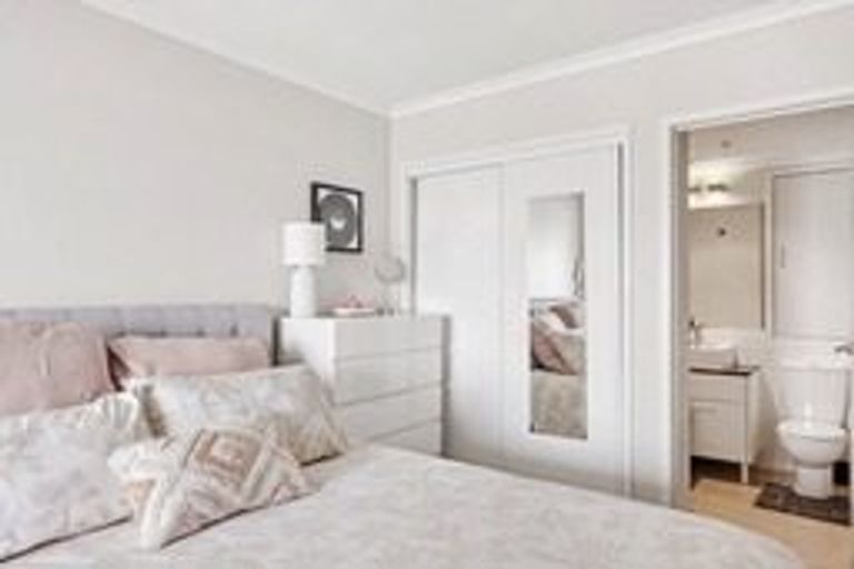 Photo of property in 213/332 Maunganui Road, Mount Maunganui, 3116