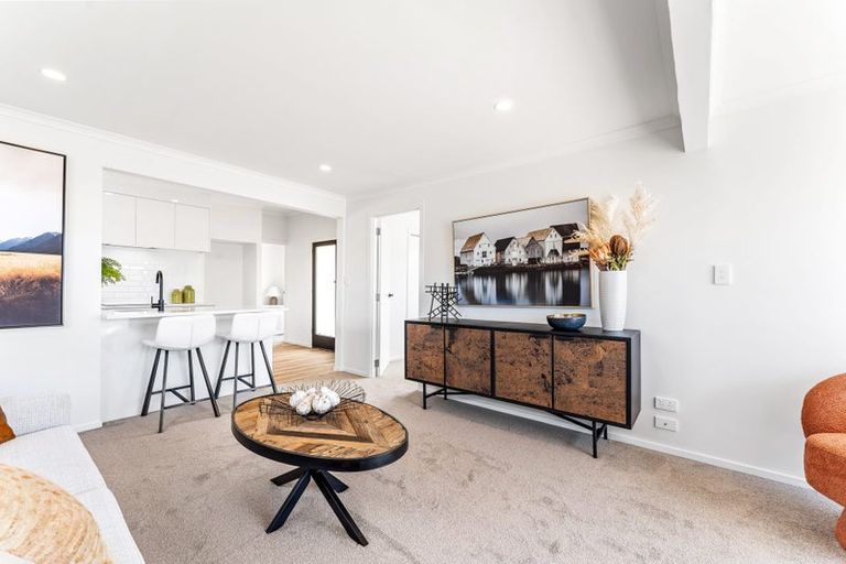 Photo of property in 23 Melandra Road, Stanmore Bay, Whangaparaoa, 0932