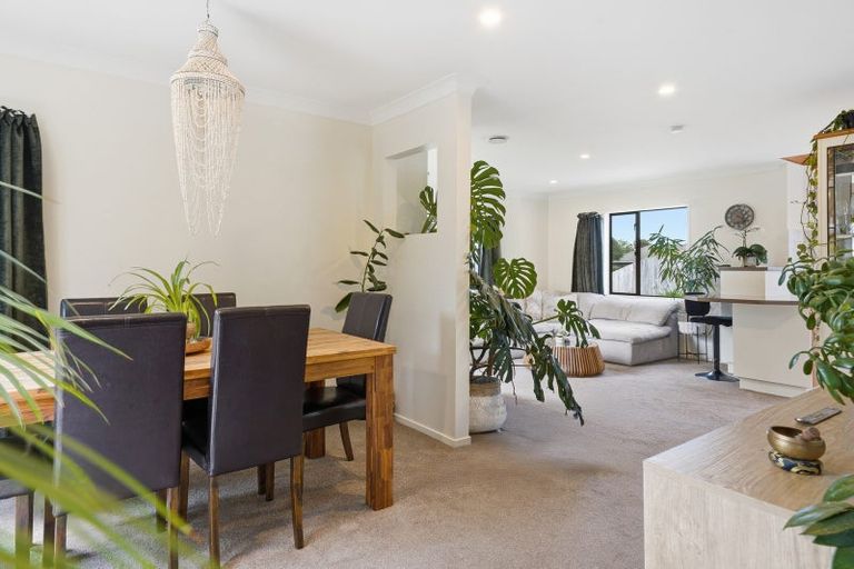 Photo of property in 16 Dawson Douglas Place, Kaiapoi, 7630