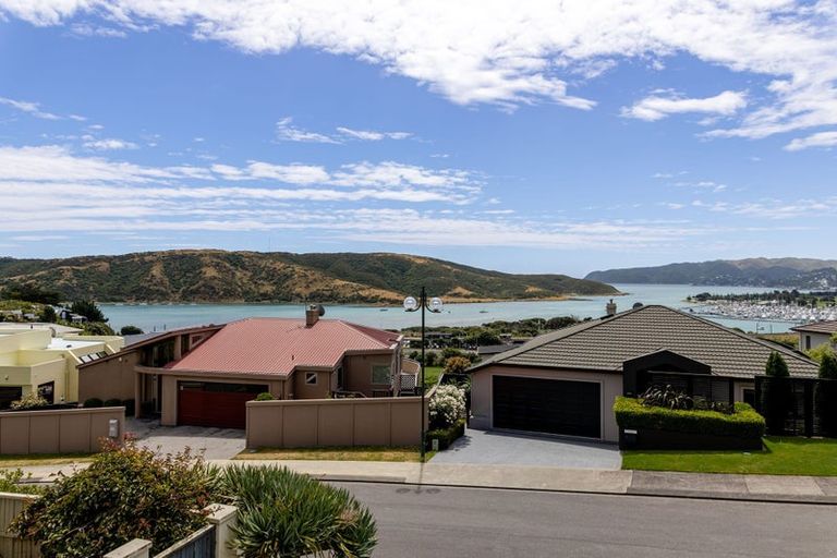 Photo of property in 22 Paremata Drive, Paremata, Porirua, 5024