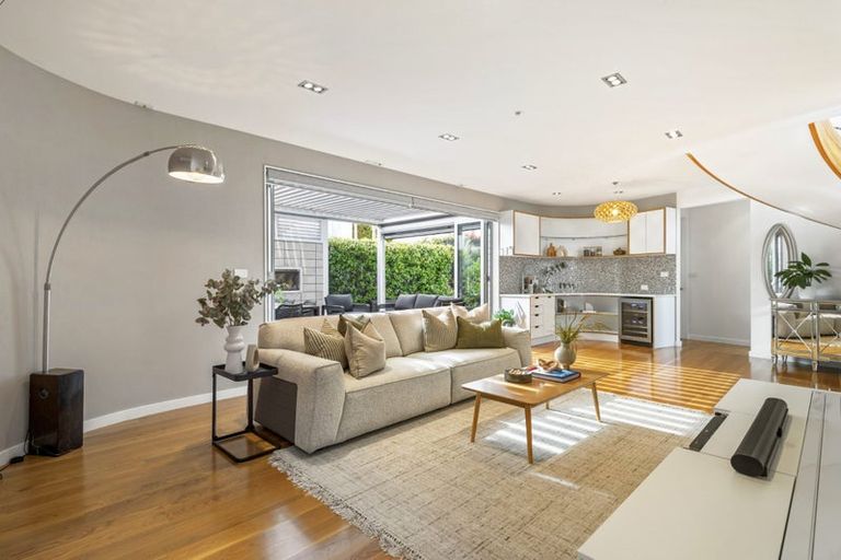 Photo of property in 17a Waitemata Road, Hauraki, Auckland, 0622