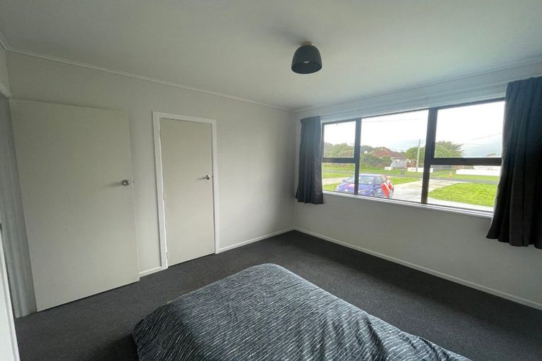 Photo of property in 79 Ngatai Street, Manaia, 4612