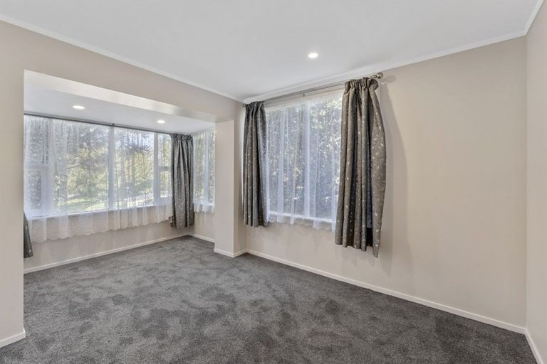 Photo of property in 25 Solander Place, Whitby, Porirua, 5024