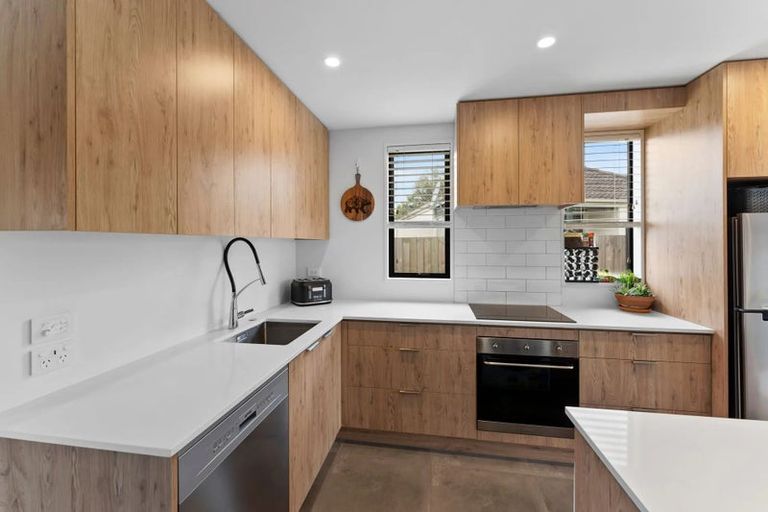 Photo of property in 6/61 Peverel Street, Riccarton, Christchurch, 8041