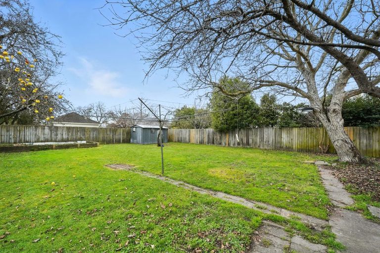 Photo of property in 30 Bateman Avenue, Bryndwr, Christchurch, 8053