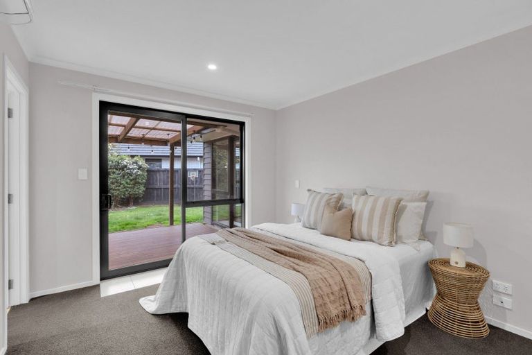 Photo of property in 15 Faber Place, Rototuna North, Hamilton, 3210